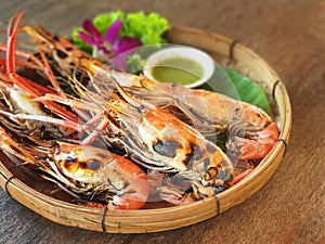 Â Prawn, River Shrimp common on plate